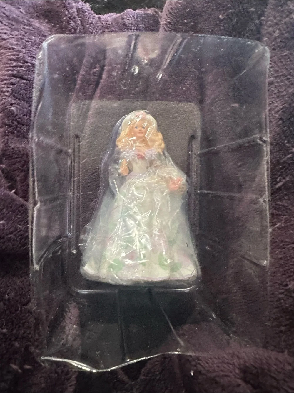 Keepsake Springtime Barbie Ornament - Pink Floral 1995 Easter Collection